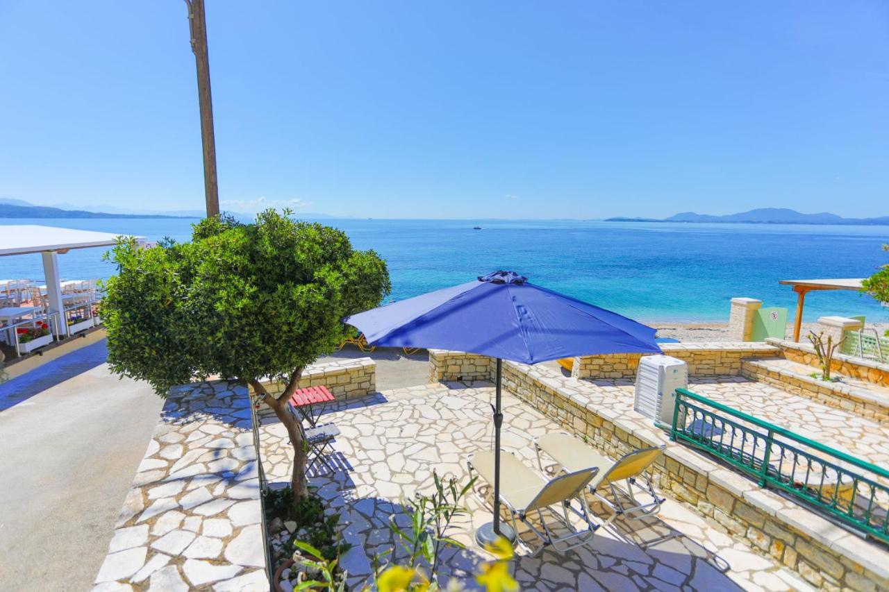 Kaminaki Beachfront Apartments Nisaki  Екстериор снимка