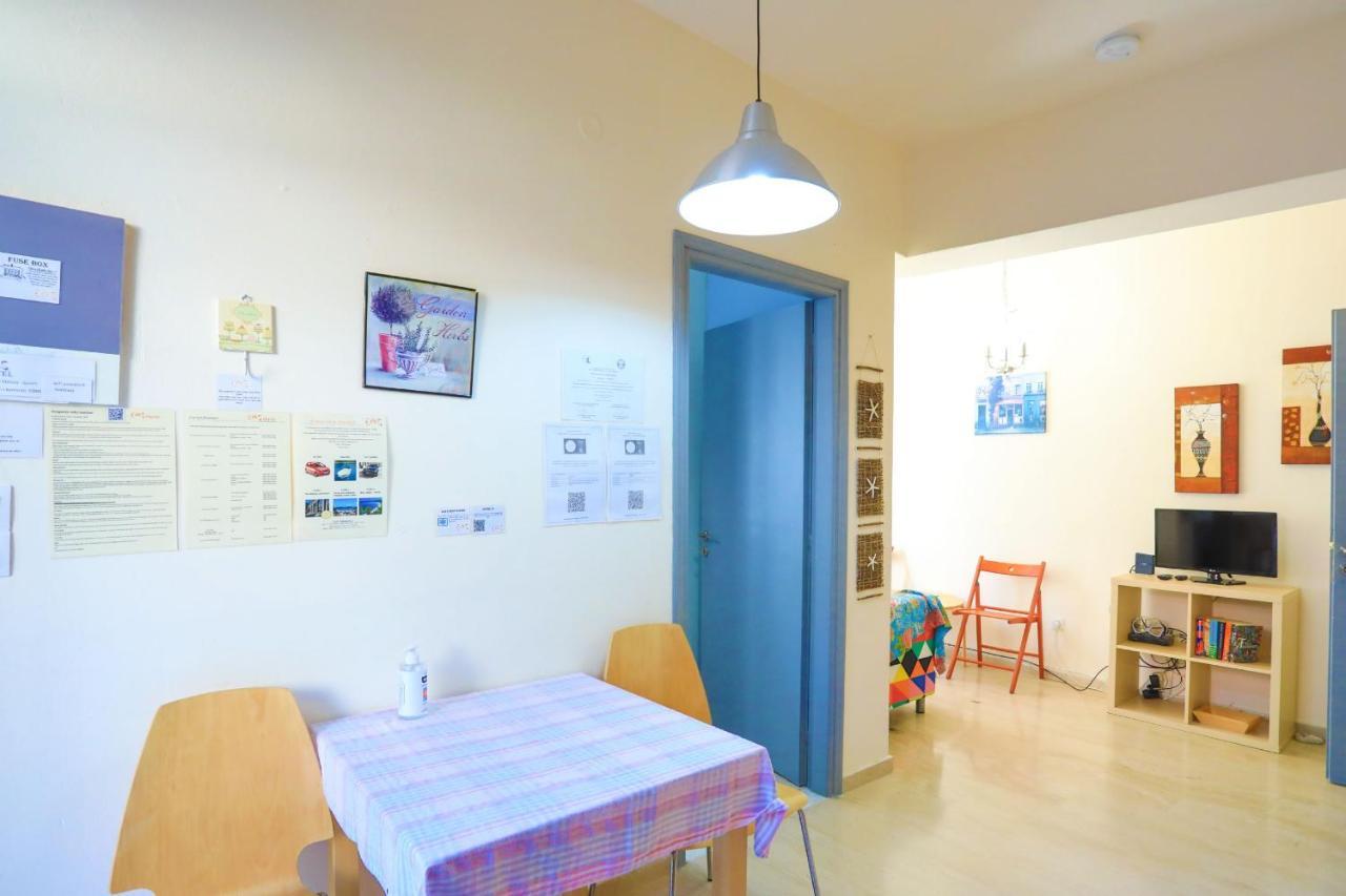 Kaminaki Beachfront Apartments Nisaki  Екстериор снимка