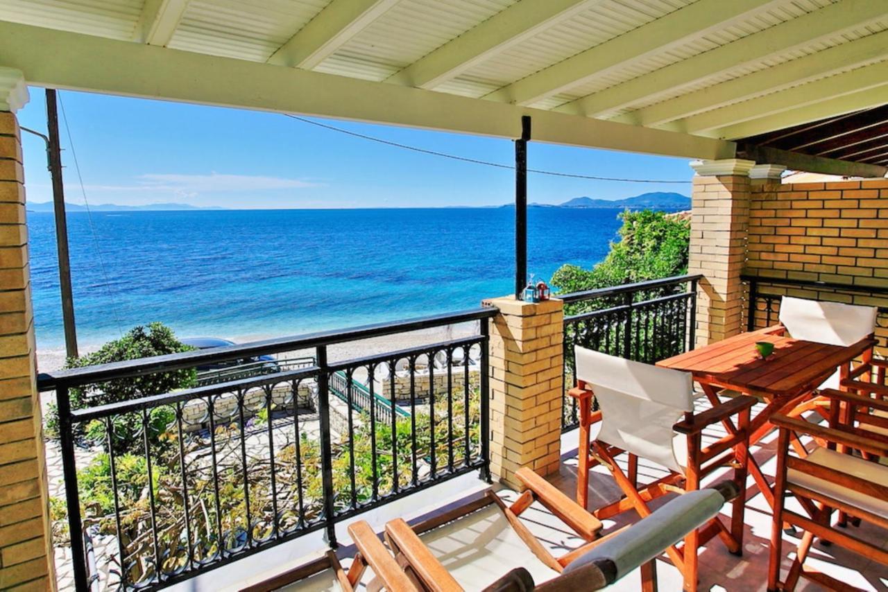Kaminaki Beachfront Apartments Nisaki  Екстериор снимка