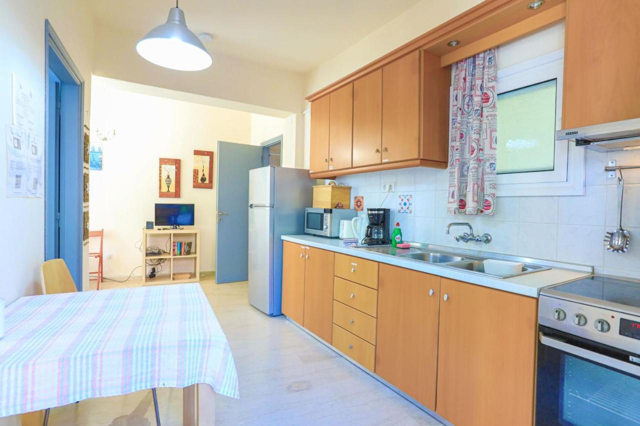 Kaminaki Beachfront Apartments Nisaki  Екстериор снимка